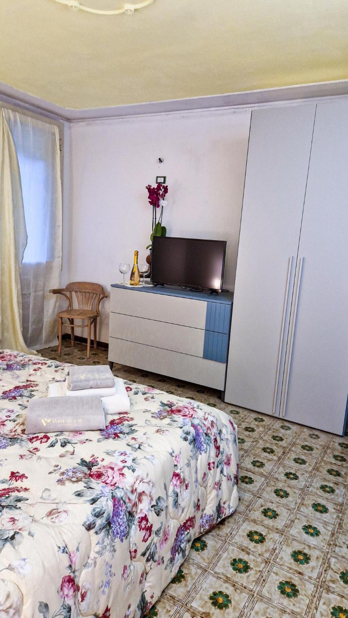Wine House Bed & Breakfast Capannori Exterior photo